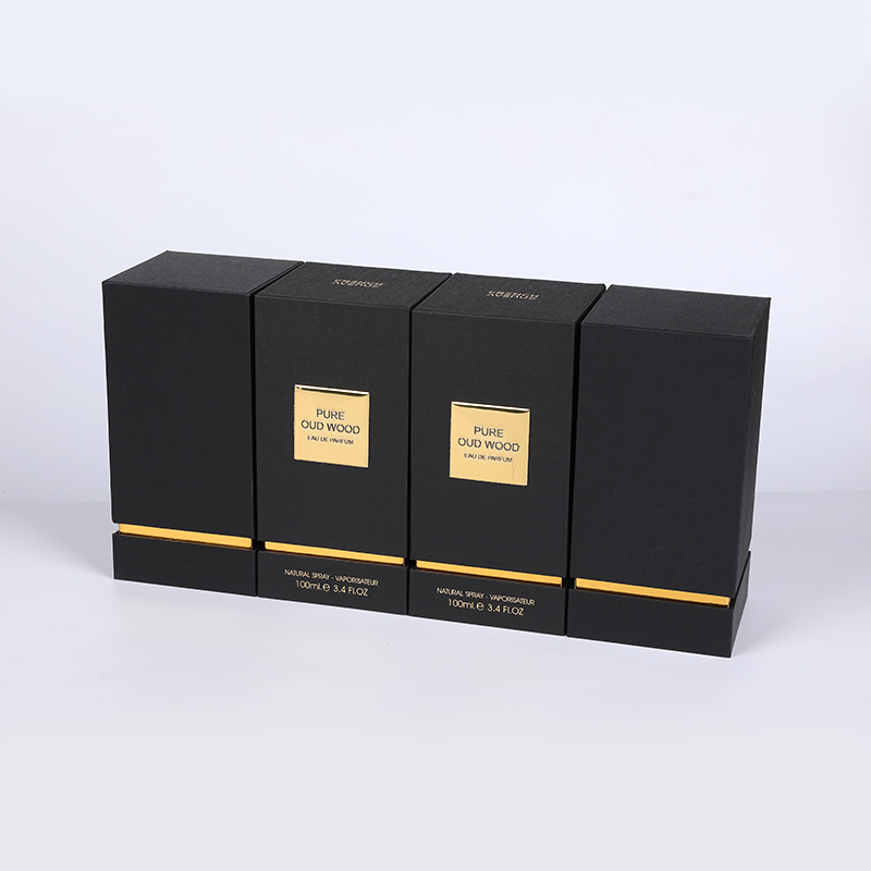Cmyk in buổi sáng sương mù