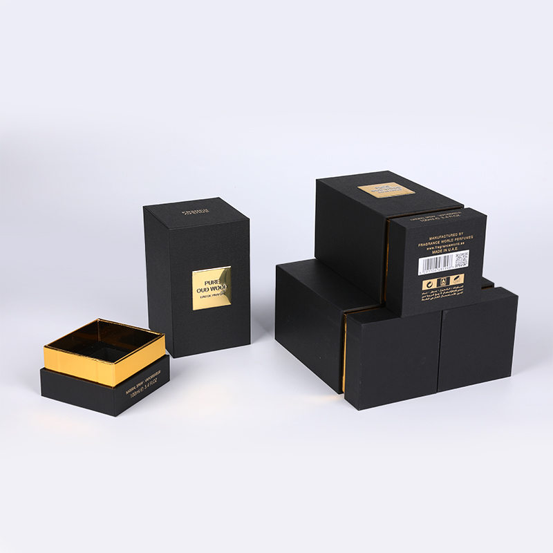 Cmyk in buổi sáng sương mù